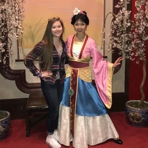 Meet your Posher, Ashley